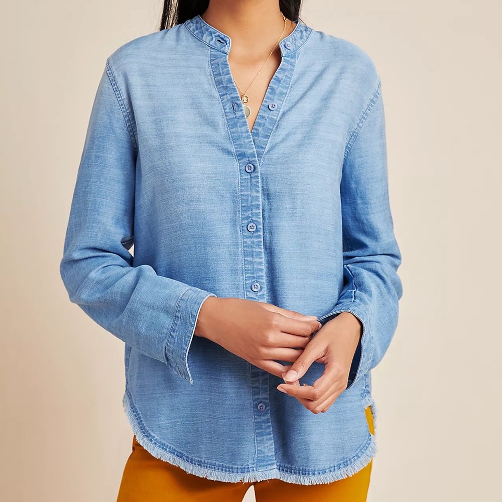 Anthropologie | Cloth & Stone Caffrey Chambray Button down Sz M